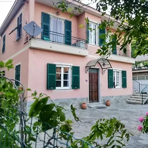 La Casa Dei Due Aranci , Albisola Superiore Italien