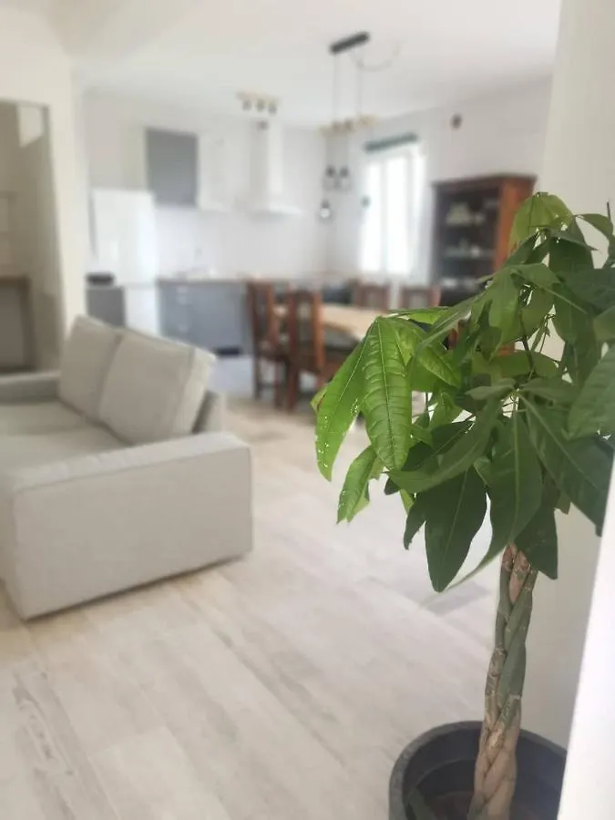 Villa La Casetta Nel Borgo Nascosto - House With Private Garden Raffa